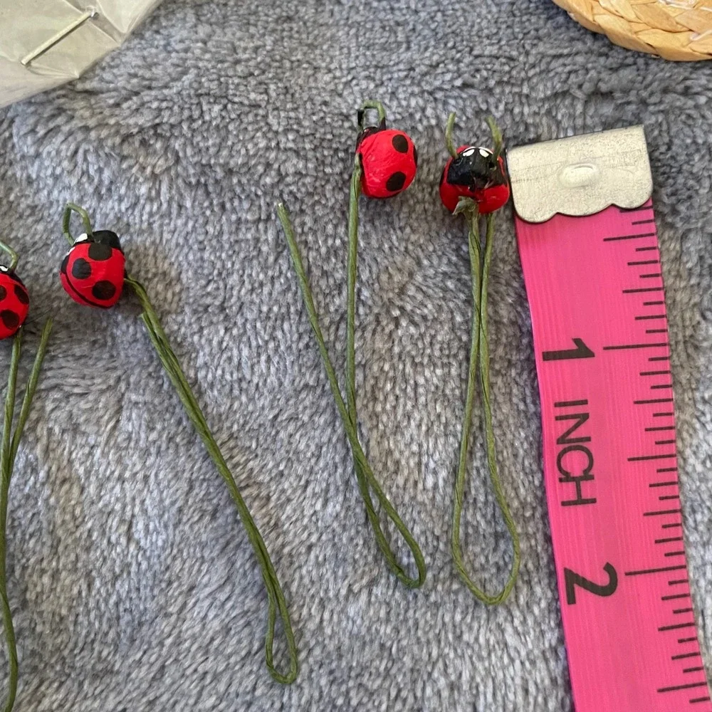 Lot Mini Straw Hats & Ladybug Picks Craft Supplies‎ Doll house miniatures DIY